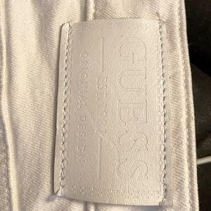 GUESS MENS ALL WHITE SHORTS